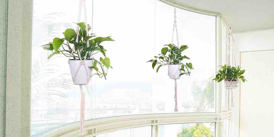 Maceteros para colgar plantas artificiales
